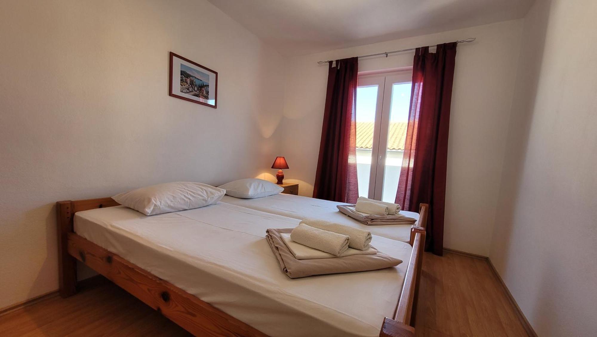 Apartments Adriana Omisalj Luaran gambar